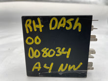 Load image into Gallery viewer, CRUISE CONTROL COMPUTER Audi A4 A6 A8 Passat 96 - 01 02 - NW28204
