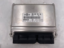 Load image into Gallery viewer, ECU ECM COMPUTER Audi A6 Passat 1999 99 00 01 2.8 - NW62793
