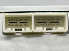 Load image into Gallery viewer, Speedometer Cluster Ford Escape 2002 - NW158815
