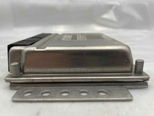 Load image into Gallery viewer, ECU ECM COMPUTER LAND ROVER DISCOVERY 99 00 01 02 03 04 - NW61965
