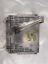 Load image into Gallery viewer, ECU ECM COMPUTER Volvo 850 1996 96 1997 97 - NW62953
