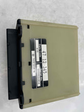 Load image into Gallery viewer, DICE CONTROL MODULE SAAB 9-3 9-5 99 00 01 02 03 - 05 06 - NW37184
