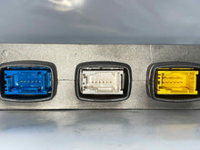 Load image into Gallery viewer, AIR BAG COMPUTER BMW 318 320 535 850 M5 92 93 94 - NW30046
