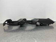 Load image into Gallery viewer, Grille  BMW 735I 1992 - NW98246

