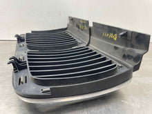 Load image into Gallery viewer, Grille  BMW 735I 1992 - NW98247
