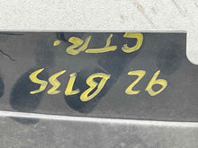 Load image into Gallery viewer, Grille  BMW 735I 1992 - NW98247
