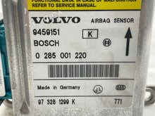 Load image into Gallery viewer, AIR BAG COMPUTER Volvo V70 1998 98 C70 S70 - NW39246
