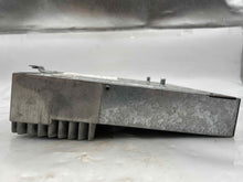 Load image into Gallery viewer, Radio  BMW Z3 1996 - NW7422
