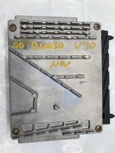 Load image into Gallery viewer, ECU ECM COMPUTER Volvo S60 V70 S80 2000 00 2001 01 - NW63093

