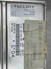 Load image into Gallery viewer, ECU ECM COMPUTER Land Rover Discovery 2000 01 02 03 04 - NW61960
