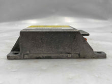 Load image into Gallery viewer, AIR BAG COMPUTER Land Rover Discovery 99 00 01 02 03 04 - NW36901
