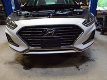 Load image into Gallery viewer, Headlight Lamp Assembly Hyundai Sonata 2018 - MRK373114
