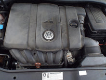Load image into Gallery viewer, RADIATOR Jetta Rabbit 2005 05 2006 06 2007 07 08 09 10 - MRK376282
