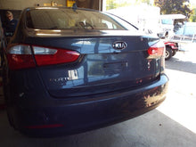 Load image into Gallery viewer, Front Lower Control Arm Kia Forte 2016 - MRK422674
