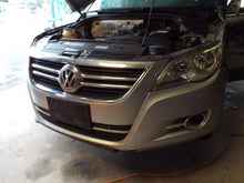 Load image into Gallery viewer, GRILLE Volkswagen Tiguan 2009 09 2010 10 2011 11 - MRK442345
