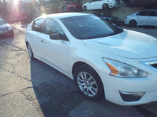 Load image into Gallery viewer, FRONT BRAKE CALIPER Nissan Altima Leaf 13 14 15 16 Left - MRK444743
