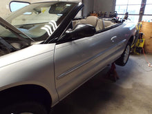 Load image into Gallery viewer, Side View Door Mirror Chrysler Sebring 2003 - MRK452100
