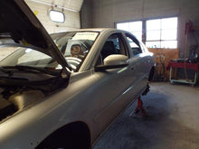 Load image into Gallery viewer, Engine Motor  VOLVO 60 SERIES 2007 - MRK452869

