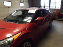 Load image into Gallery viewer, RADIATOR FAN ASSEMBLY Accent Veloster 2012 12 2013 13 2014 14 - MRK459571

