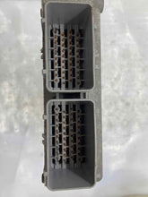 Load image into Gallery viewer, ECU ECM COMPUTER Sebring Stratus 2002 02 2.7L Auto - NW58004
