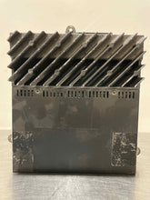 Load image into Gallery viewer, Radio  LAND ROVER 2004 - NW7546
