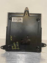 Load image into Gallery viewer, Radio  LAND ROVER 2004 - NW7546
