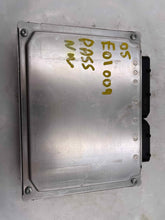 Load image into Gallery viewer, ECU ECM COMPUTER Volkswwagen Passat 2005 05 2.8L - NW62839
