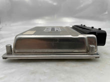 Load image into Gallery viewer, ECU ECM COMPUTER Volkswwagen Passat 2005 05 2.8L - NW62839
