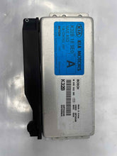 Load image into Gallery viewer, TRANSMISSION COMPUTER Kia Rio 2000 00 2001 01 2002 02 - NW33444
