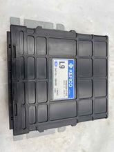 Load image into Gallery viewer, ECU ECM COMPUTER Kia Sedona 2002 02 - NW60728
