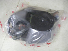 Load image into Gallery viewer, Seat Belt Kia Sedona 2002 02 2003 03 2004 04 2005 05 Passenger - 338754
