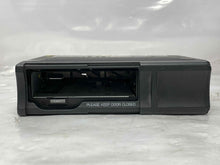 Load image into Gallery viewer, Radio Ford Excursion 2000 - NW134998
