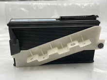 Load image into Gallery viewer, AMPLIFIER 9-5 99 00 01 02 03 04 05 06 HARMAN-KARDON - NW139606
