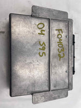 Load image into Gallery viewer, ECU ECM COMPUTER Saab 9-5 2004 04 - NW62105
