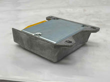Load image into Gallery viewer, AIR BAG COMPUTER KIA RIO 2000 01 02 03 04 05 - NW33445
