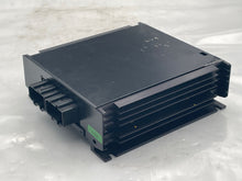 Load image into Gallery viewer, Radio Volkswagen Passat 2000 - NW7563
