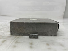 Load image into Gallery viewer, Radio  MERCEDES 400 1992 - NW7534
