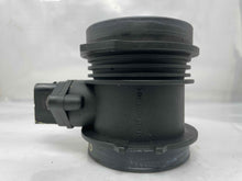 Load image into Gallery viewer, Mass Air Flow Sensor Meter MAF Crossfire 230 SLK C230 C240 C280 C32 98-08 - NW5370
