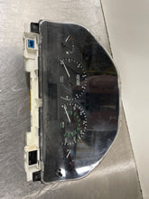 Load image into Gallery viewer, SPEEDOMETER CLUSTER Range Rover 1995 95 1996 96 - NW161632
