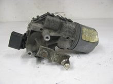 Load image into Gallery viewer, WIPER MOTOR VW PASSAT 2001 01 2002 02 2003 03 04 05 - 369670
