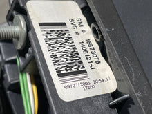 Load image into Gallery viewer, SIDE VIEW DOOR MIRROR Saturn Vue 2006 06 2007 07 Left - NW53631
