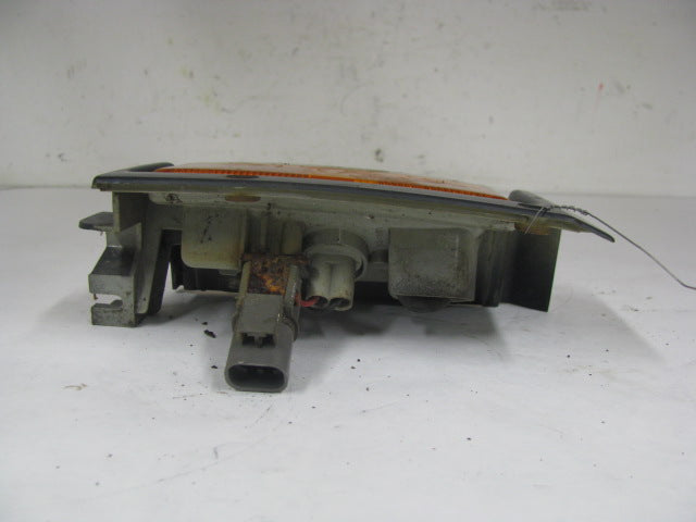 PARKLAMP Nissan Pathfinder 1987 87 Left Fender Mount - 380457
