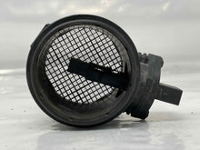 Load image into Gallery viewer, Mass Air Flow Sensor Meter MAF Rover Discovery Range Rover 99-04 - NW5455
