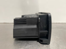 Load image into Gallery viewer, Temp Climate AC Heater Control BMW 330i 320i 325i 328i 1999 99 00 01 - 06 - NW99621
