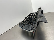 Load image into Gallery viewer, GRILL Mazda MPV 2000 00 2001 01 - NW98488
