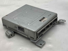 Load image into Gallery viewer, TEMPERATURE CONTROL MODULE JAGUAR XJ12 XJ6 95 - 97 - NW33265
