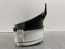 Load image into Gallery viewer, SPEEDOMETER CLUSTER Kia Sedona 2004 04 2005 05 - NW160722
