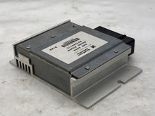 Load image into Gallery viewer, TRANSFER CASE COMPUTER Range Rover 97 98 99 00 01 02 - NW37084

