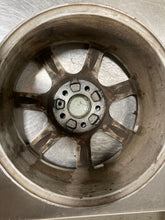 Load image into Gallery viewer, Wheel S60 V70 S70 2001 01 02 03 - 07 08 09 16x7 7 Spoke - NW201890
