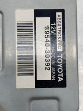 Load image into Gallery viewer, ABS CONTROL MODULE COMPUTER Lexus GS300 GS430 01 02 03 04 05 - NW33736
